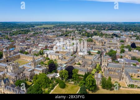 City of Oxford and Christ Church University - Luftbild Stockfoto