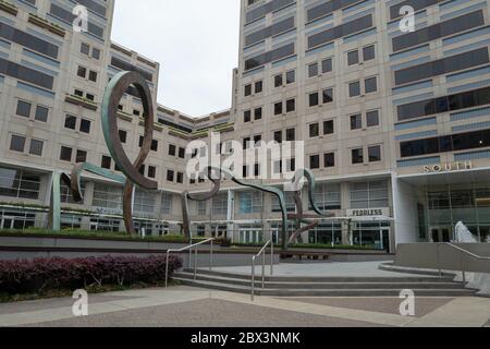 Büropark mit Gebäude Gehäuse Hauptsitz des Lieferservice Doordash auf der 2. Straße in der Innenstadt von San Francisco, Kalifornien, 8. April 2020. () Stockfoto