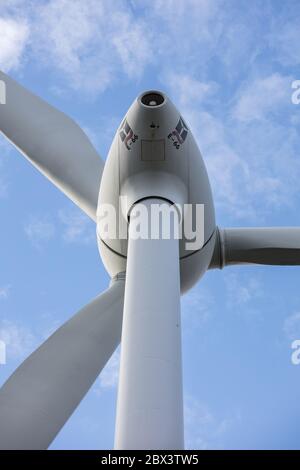 Albany Western Australia 11. November 2019 : Nahaufnahme der Rückseite eines Maschinenhauses einer Windenergieanlage bei den Windparks Albany in Western Australia Stockfoto