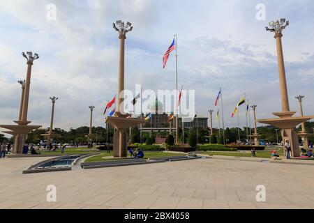 Putrajaya, Malaysia - CIRCA JUNI, 2017 : Perdana Putra, Premierminister Büro von Malaysia, Putrajaya.das Hotel liegt auf dem Hauptberg in Putrajaya, hat es b Stockfoto