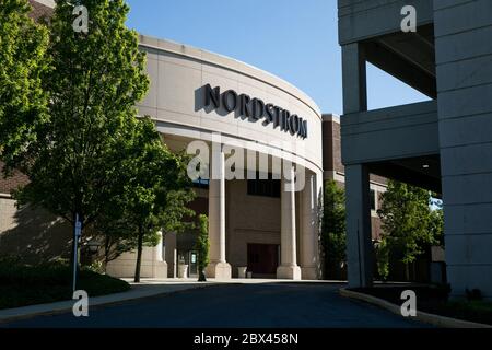 Ein Logo-Schild vor einem Nordstrom-Einzelhandelsgeschäft in Annapolis, Maryland, am 25. Mai 2020. Stockfoto