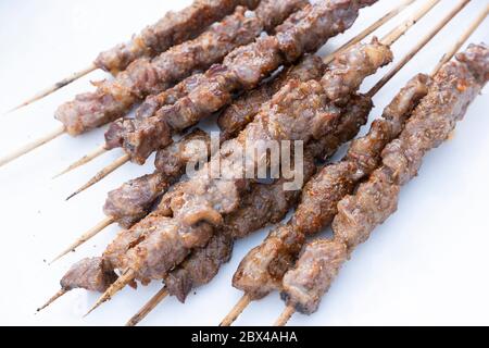 Ein paar leckere Kebabs Stockfoto