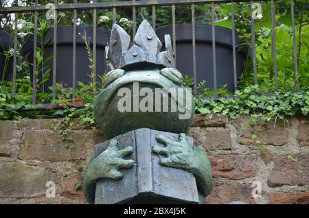 Historische Straßen der Altstadt von Marburg, Deutschland Stockfoto