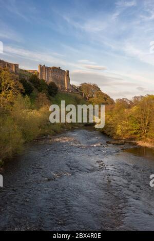 Scolland's Hall, Richmond Castle, von Green Bridge, Richmond, North Yorkshire, England, Großbritannien Stockfoto