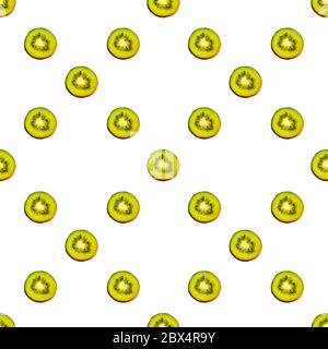 Nahtlose endlose Muster von saftig grünen Scheiben Kiwi-Frucht isoliert auf weißem Hintergrund. Design zum Einpacken von Papier, Stoff und Tapeten. Stockfoto