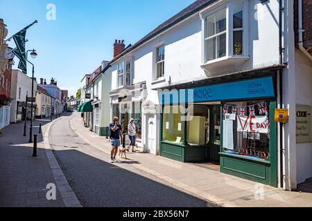 Durchgangsstraße Woodbridge während Coronavirus-Sperre 2020 Stockfoto