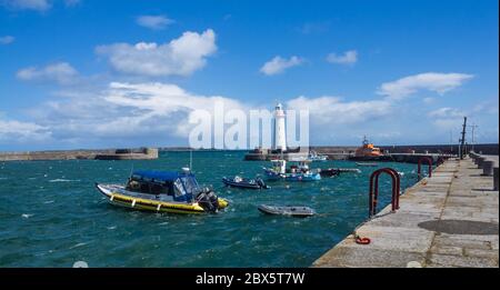 Donaghadee Hafen während Covid 19 Sperrung Stockfoto