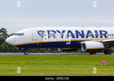 Southend, Großbritannien 7. Juli 2019: Ryanair Boeing 737-800 Flugzeug am Flughafen London Southend SEN in Großbritannien. Boeing ist eine amerikanische Luft Stockfoto