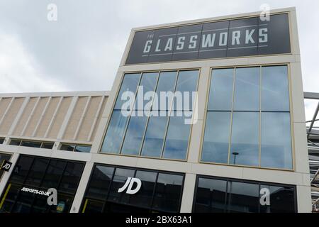 Die Glassworks-Entwicklung im Bau im Stadtzentrum von Barnsley, einer Entwicklung zwischen Queensbury und Barnsley Council Stockfoto