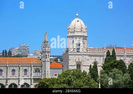 Das Kloster Jeronimos oder Hieronymiten, ein ehemaliges Kloster des Ordens des Heiligen Hieronymus in der Nähe des Flusses Tejo, Pfarrei Belem, Lissabon, Portugal Stockfoto