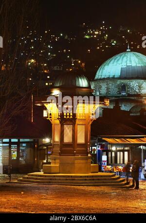 Sebilj Brunnen auf Bascarsija Square in Sarajewo. Bosnien und Herzegowina Stockfoto