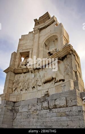 Antikes Philopappos-Denkmal auf dem Philopappos (Mouseion)-Hügel in Athen. Griechenland Stockfoto