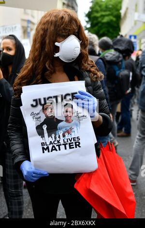 Wien, Österreich. Juni 2020. Black Lives Matter Demonstration in Wien. Die Demonstranten versammelten sich vor der amerikanischen Botschaft und gingen von dort in die Innenstadt. Quelle: Franz Perc / Alamy Live News Stockfoto