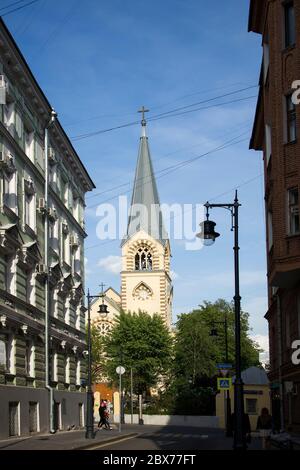 Moskau, Russland - 01. Juli 2020, die evangelisch-lutherische St. Peter und Paul-Kathedrale in Moskau. Stockfoto