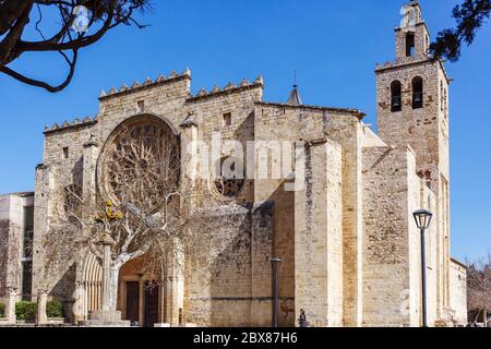 Eingang zum Kloster romanesque der SX in Sant Cugat del .Vallés - Provinz Barcelona, Katalonien, Spanien Stockfoto