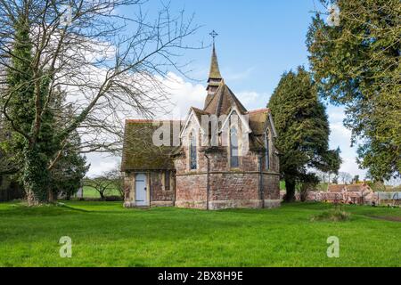 Die Kirche von St. John the Evangelist (1874), Purton, Berkeley, Gloucestershire, England, Großbritannien. Stockfoto