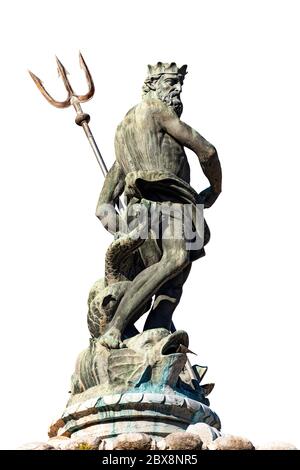 Bronzestatue von Neptun, römischer Gott, isoliert auf weiß, Brunnen auf der Piazza del Duomo (Domplatz), Trient, Italien Stockfoto