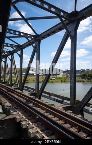 Eisenbahnbrücke über den Whanganui Fluss, Whanganui, Nordinsel, Neuseeland Stockfoto