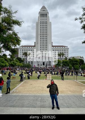 Hollywood, Kalifornien, USA. Juni 2020. Tausende nehmen am 5. Juni an den Protestaktionen von George Flloyd und Black Lives Matter und dem Marsch im Justizministerium von Los Angeles Teil. Auch geehrt Brionna TaylorÃs Geburtstag, die durch die Hände der Polizei gestorben. Quelle: Amy Katz/ZUMA Wire/Alamy Live News Stockfoto