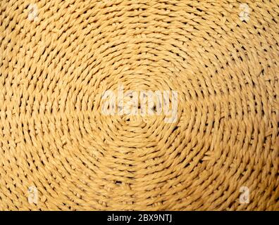 Geflochtene runde Strohmatte Nahaufnahme platzieren Stockfoto