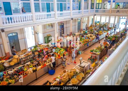 Mindelo/Kap Verde - 20. August 2018 - Markthalle in Sao Vicente Stockfoto