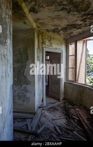 Italienische Sanatoriumsruinen in Eleousa, Rhodos Stockfoto