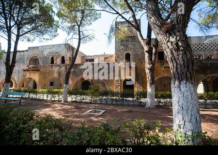 Italienische Sanatoriumsruinen in Eleousa, Rhodos Stockfoto