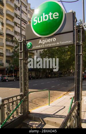 BUENOS AIRES, ARGENTINIEN-APRIL,06,2008: Die U-Bahnstation Augero ist Teil der grünen Linie des U-Bahnsystems von buenos aires Stockfoto