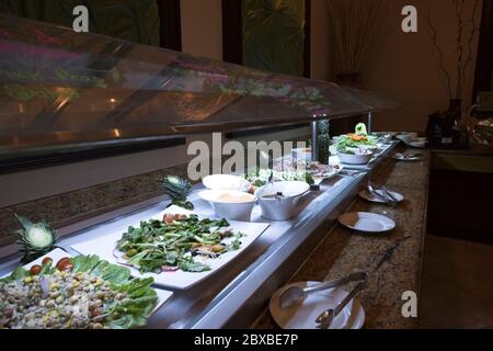 Salat in einem Restaurant in einem Resort Stockfoto