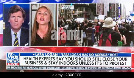New York, New York, USA. Juni 2020. Ein Bildschirmschnapper von TUCKER CARLSON von Fox News Channel als Hauptzeitanker des Netzwerks und der FOX-Grafikabteilung wiegen mit Kommentaren und Charakterisierung der landesweiten Proteste nach dem Tod von George Floyd in Polizeigewahrsam ein. Kredit: Brian Cahn/ZUMA Wire/Alamy Live News Stockfoto