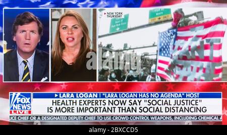 New York, New York, USA. Juni 2020. Ein Bildschirmschnapper von TUCKER CARLSON von Fox News Channel als Hauptzeitanker des Netzwerks und der FOX-Grafikabteilung wiegen mit Kommentaren und Charakterisierung der landesweiten Proteste nach dem Tod von George Floyd in Polizeigewahrsam ein. Kredit: Brian Cahn/ZUMA Wire/Alamy Live News Stockfoto