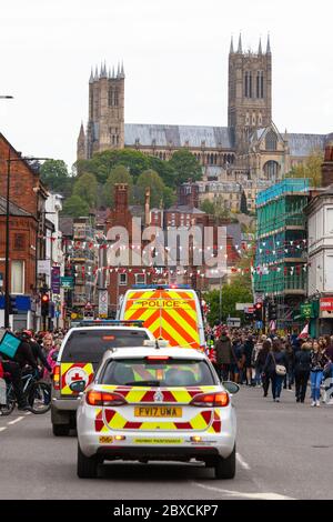 2018/19 Lincoln City Bus Tour, Vorfahrt Bus Tour 2019, Imps EIN tausend säumten die Straßen, Feier, imp-ressive Lincoln City., Lincoln FC. Stockfoto