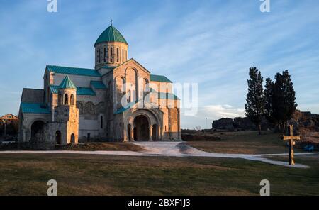 Die Kathedrale der Dormition oder die Kutaisi Kathedrale, besser bekannt als Bagrati Kathedrale. Stockfoto