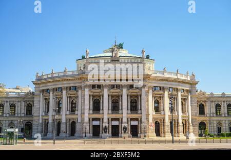 Wien Österreich City Skyline am Burgtheater Stockfoto