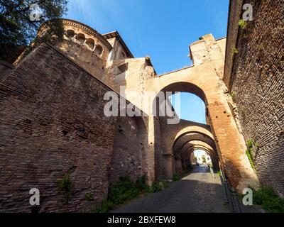 Der Clivus Scauri war eine alte römische Straße - Rom, Italien Stockfoto