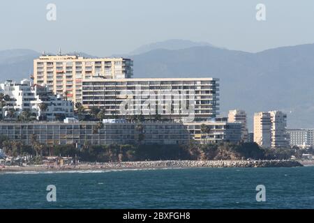 Wohnblocks, Torremolinos, Provinz Málaga, Costa del Sol, Andalusien, Spanien. Stockfoto