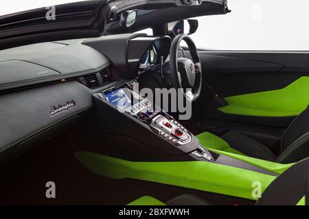 Lamborghini Aventador Armaturenbrett Stockfoto