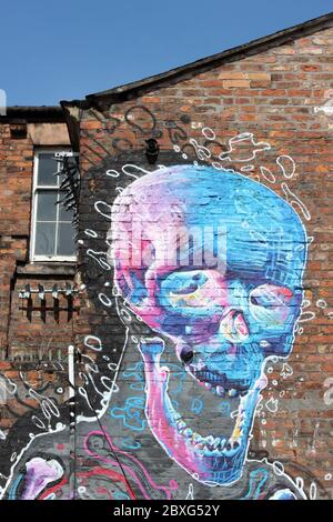 Skull Urban Street Art, Liverpool, Großbritannien Stockfoto