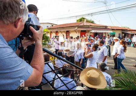 Der ehemalige Präsident von Panama, Juan Carlos Varela, bei einem Besuch in Las Tablas, Los Santos Provinz, Republik Panama. Januar 2014. Stockfoto