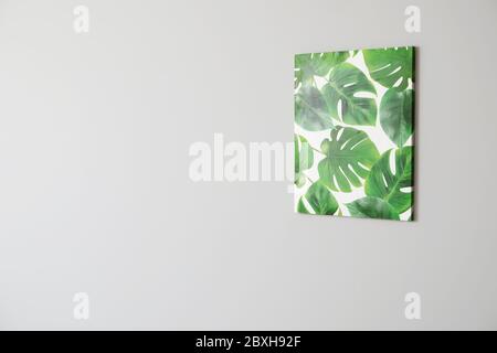 Bild an der Wand in der Galerie für Moderne Kunst Stockfoto