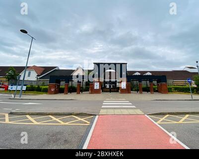 Braintree Village, Designer Center, Einkaufszentrum mit covid-19 Sicherheitsmaßnahmen zum Einkaufen, Essex Stockfoto