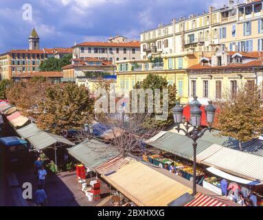 Blumenmarkt Cours Saleya, Altstadt (Vieux Nice), Nizza, Côte d ' Azur, Alpes-Maritimes, Provence-Alpes-Côte d ' Azur, Frankreich Stockfoto
