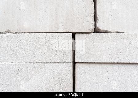 Die moderne weiße Betonfliesen Wand Hintergrund und Textur kopieren Raum für Text Stockfoto