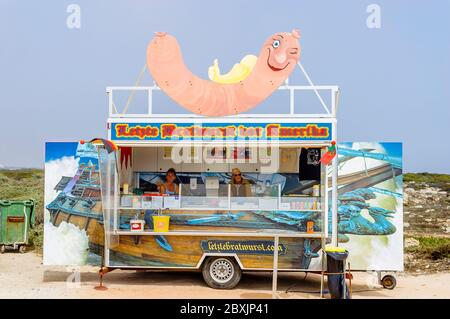 Die letzte Bratwurst vor Amerika (Letzte Bratwurst vor Amerika) Snack-Bar am Kap St. Vincent, südwestlichster Punkt Portugals und des europäischen Festlandes Stockfoto