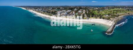 Freemantle Australien 5. November 2019: Luftpanorama vom Cottesloe Beach in Perth, Westaustralien Stockfoto