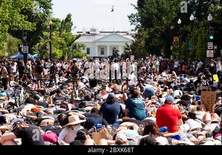 Washington, DC, USA. Juni 2020. 7. Juni 2020 - Washington, DC, USA: Protest nördlich des Weißen Hauses für den Tod von George Floyd und Black Live Matter. Quelle: Michael Brochstein/ZUMA Wire/Alamy Live News Stockfoto