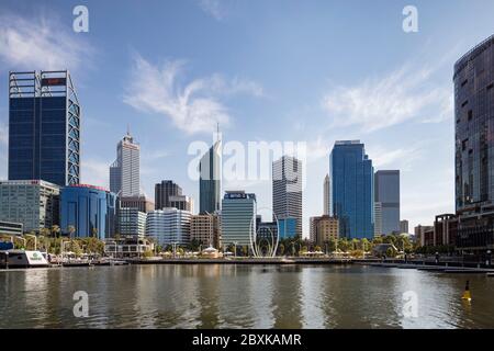 Perth Australien 5. November 2019: Der berühmte Yachthafen am Elizabeth Quay in Perth, Westaustralien Stockfoto