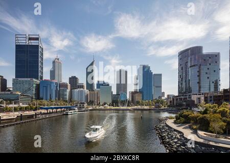 Perth Australien 5. November 2019: Der berühmte Yachthafen am Elizabeth Quay in Perth, Westaustralien Stockfoto