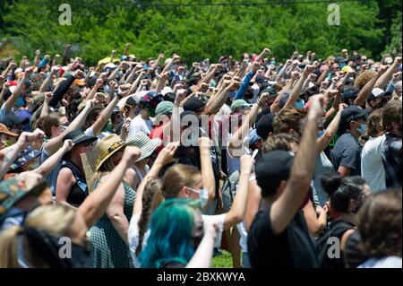 Houston Tillotson University. Juni 2020. Protestler nehmen an der Black Austin Rallye und march for Black Lives an der Houston Tillotson University Teil. Austin, Texas. Mario Cantu/CSM/Alamy Live News Stockfoto