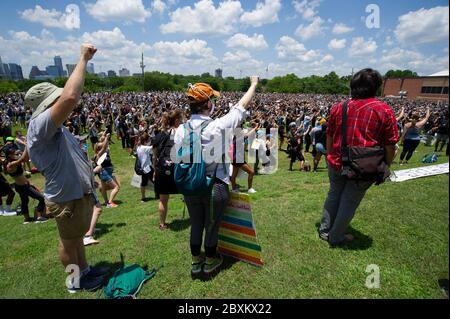 Houston Tillotson University. Juni 2020. Protestler nehmen an der Black Austin Rallye und march for Black Lives an der Houston Tillotson University Teil. Austin, Texas. Mario Cantu/CSM/Alamy Live News Stockfoto